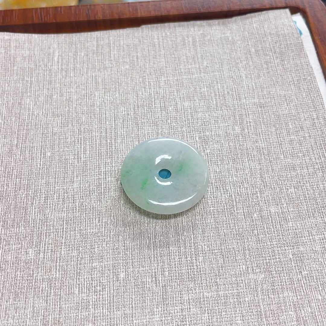 @****颈饰未镶嵌翡翠平安扣吊坠