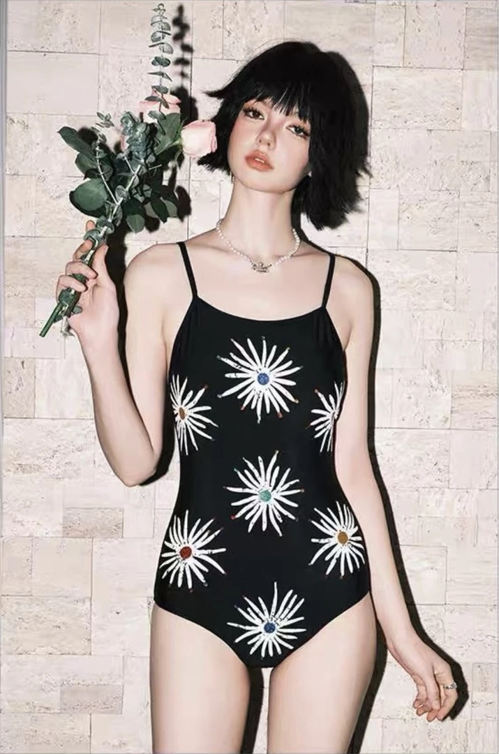 复古港风小雏菊连体细吊带性感辣妹气质度假玩水竞速泳衣女夏季