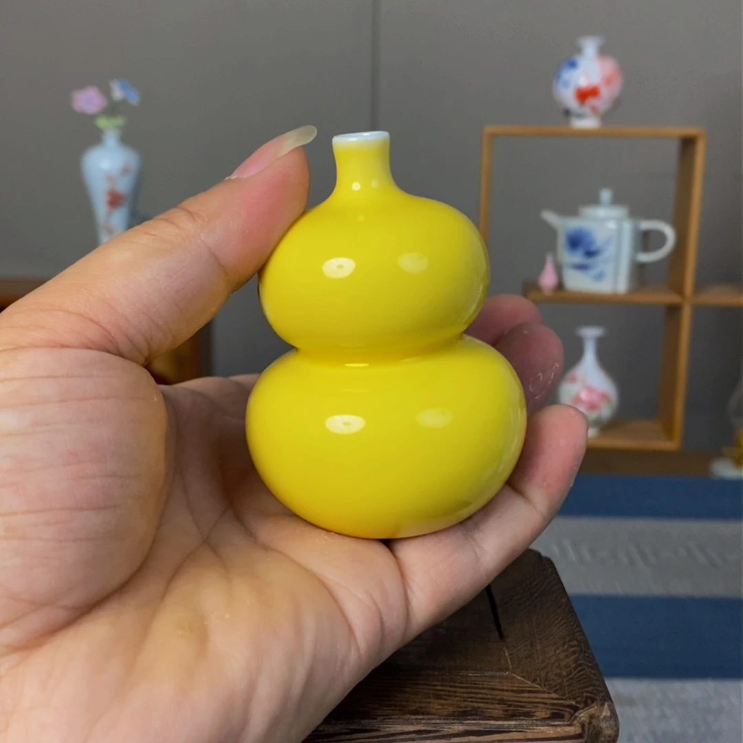摆件景德镇瓷器精品陈列