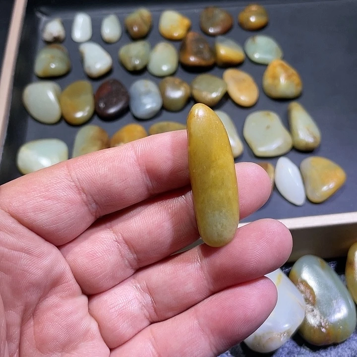 和田玉（子料）未镶嵌颈饰