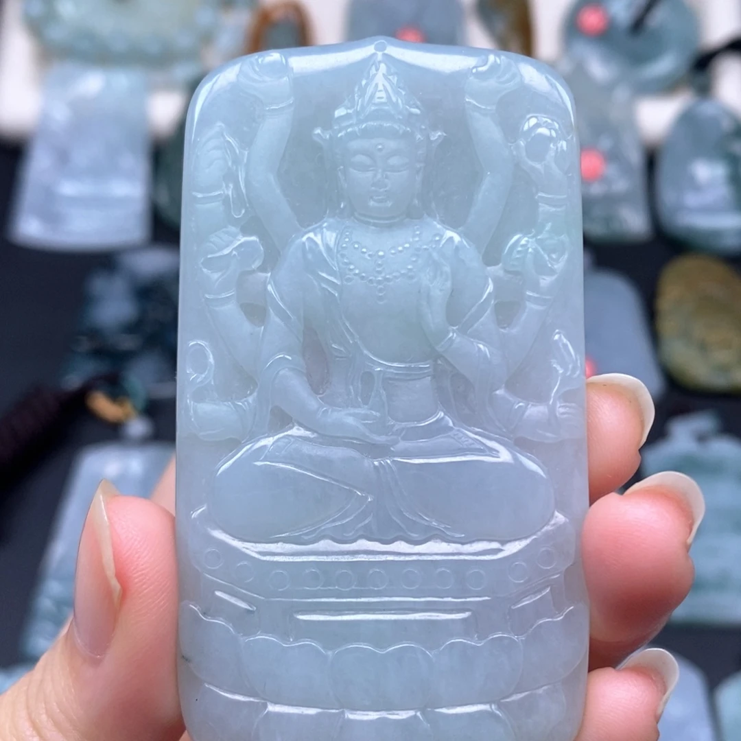 翡翠未镶嵌颈饰千手