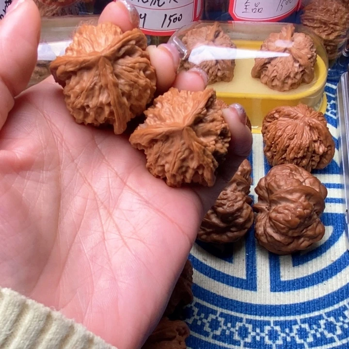 桃核吊坠三棱36核桃