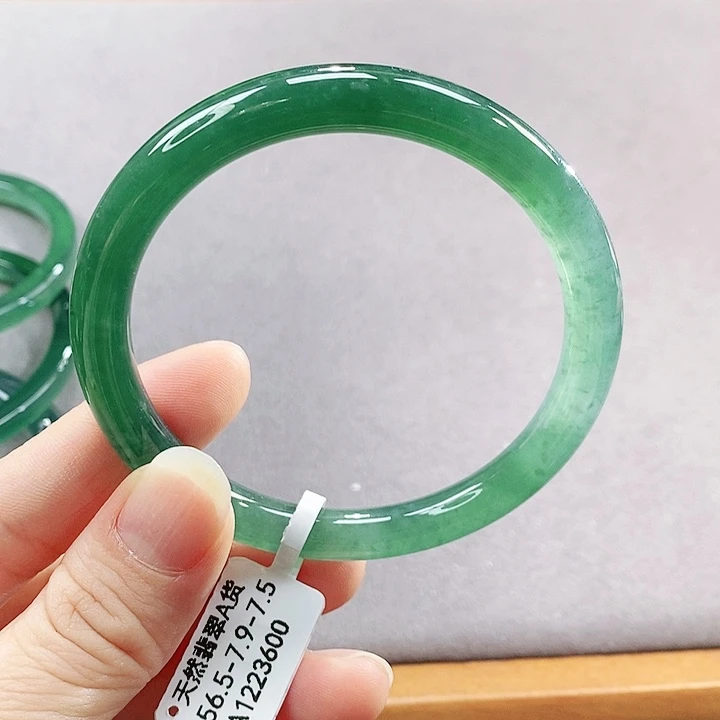 【闪购商品】未镶嵌手镯翡翠