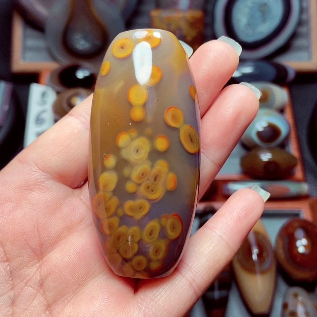 玛瑙/玉髓未镶嵌珠宝奇石