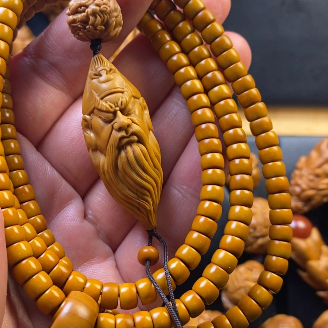 橄榄核手串关公脖挂