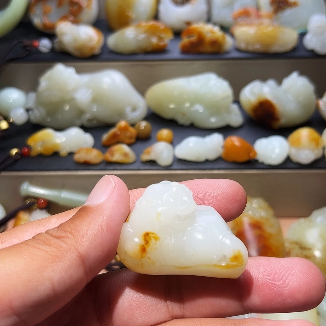 美***奇颈饰未镶嵌和田玉