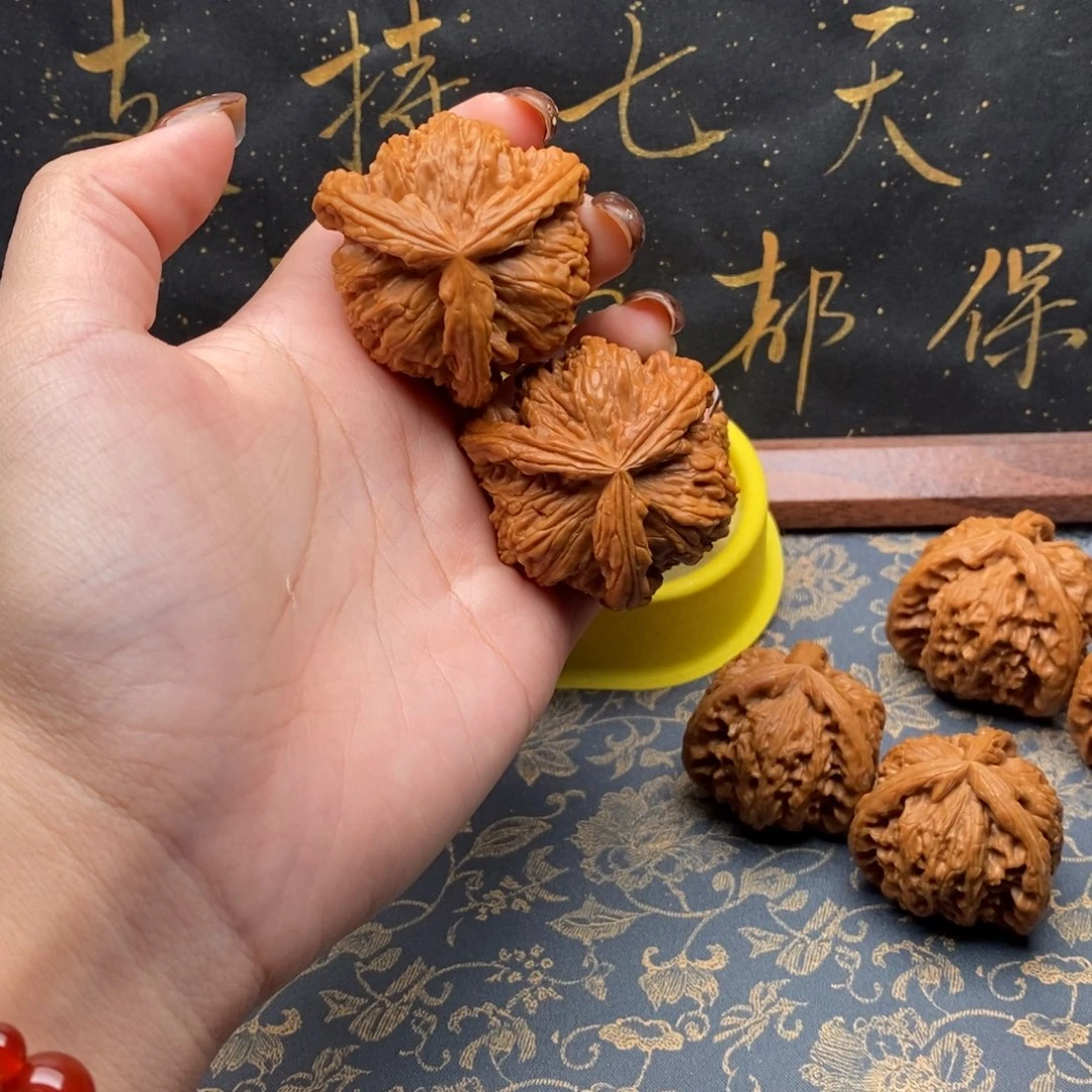 吊坠文玩核桃?***7白狮子