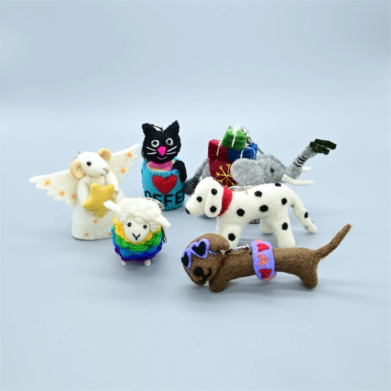 3.手工羊毛毡包包挂件