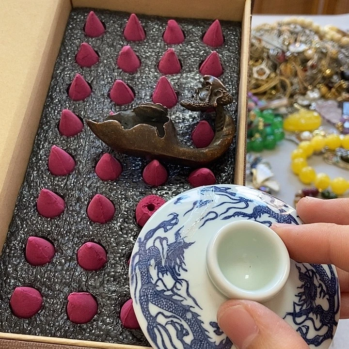 瓷片不会哈哈不会哈哈不会哈哈吧