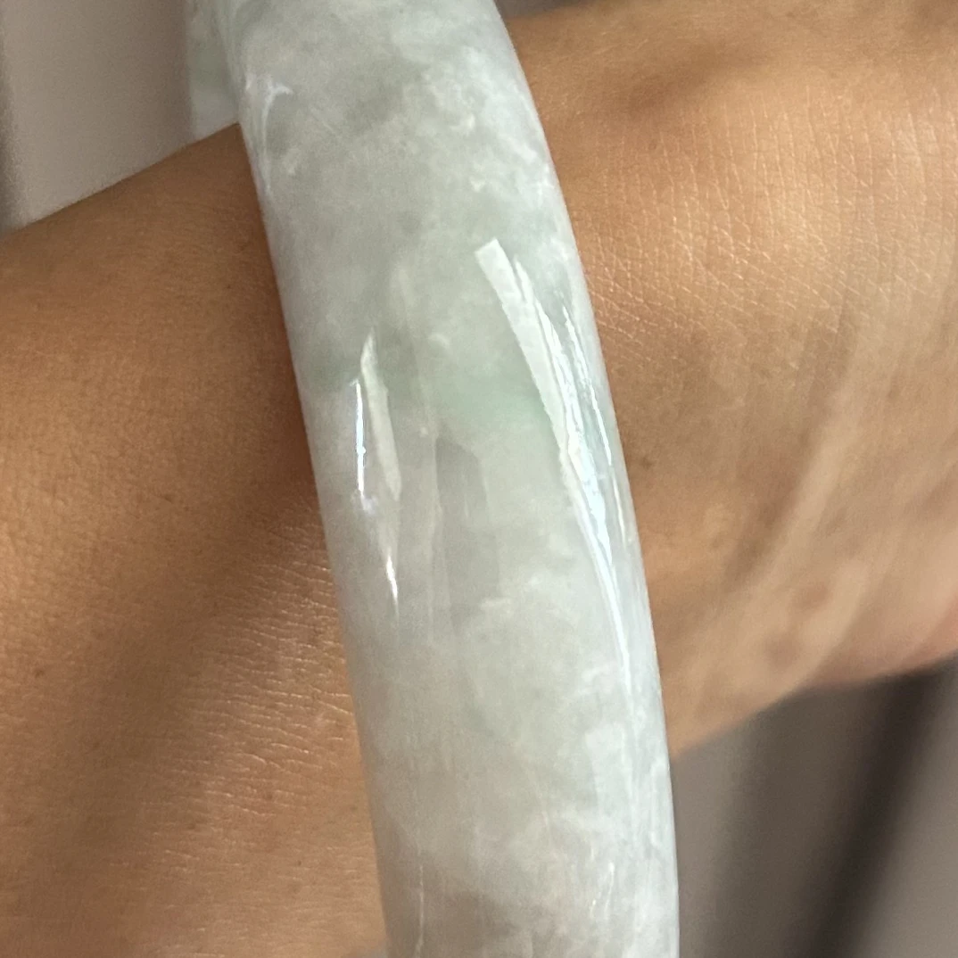 纯天然缅甸A货翡翠福利美镯60