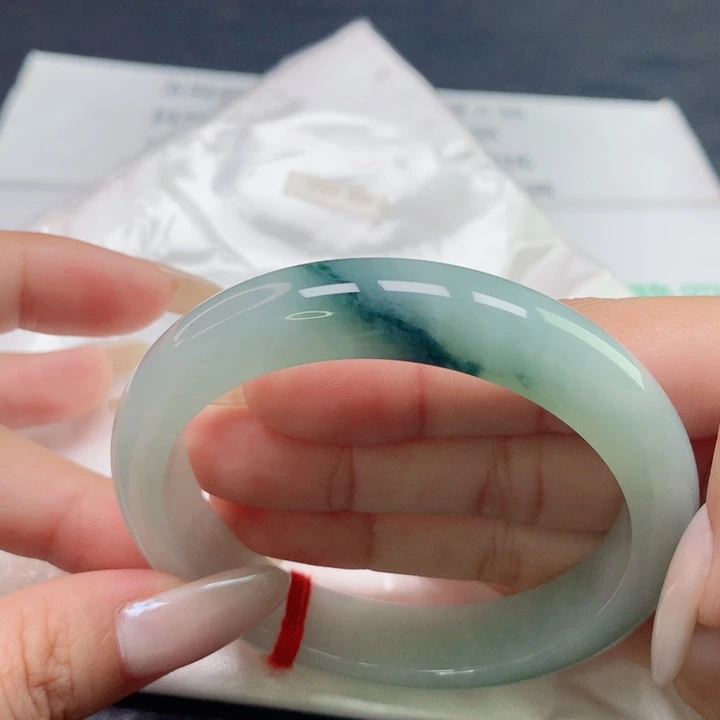 翡翠未镶嵌手镯5758