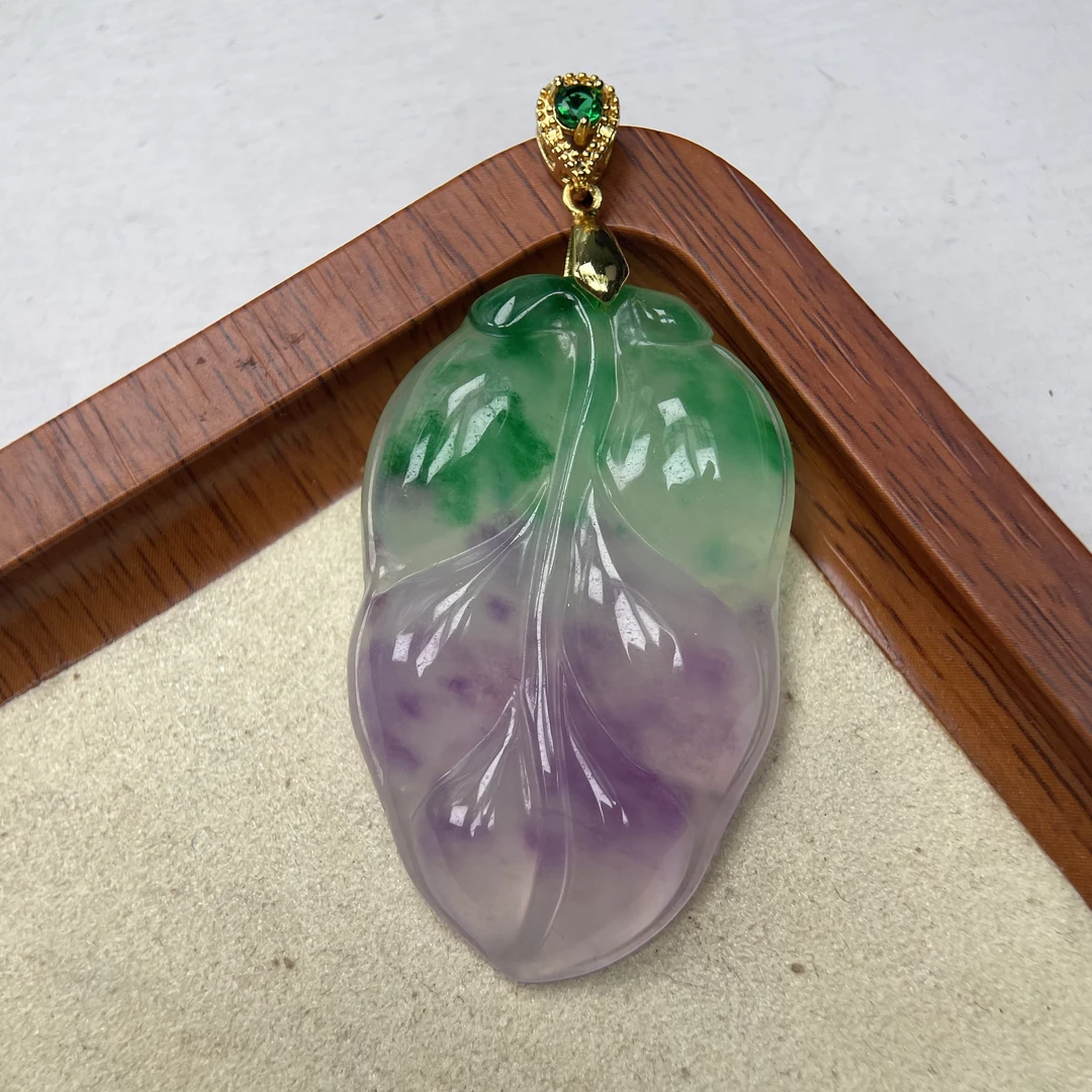 A588春彩叶子吊坠