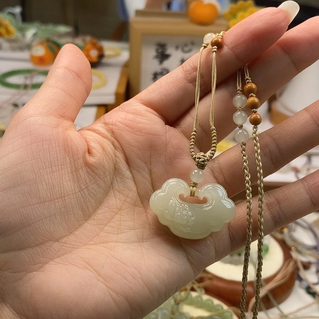 和田玉吊坠(不含链)未镶嵌小*