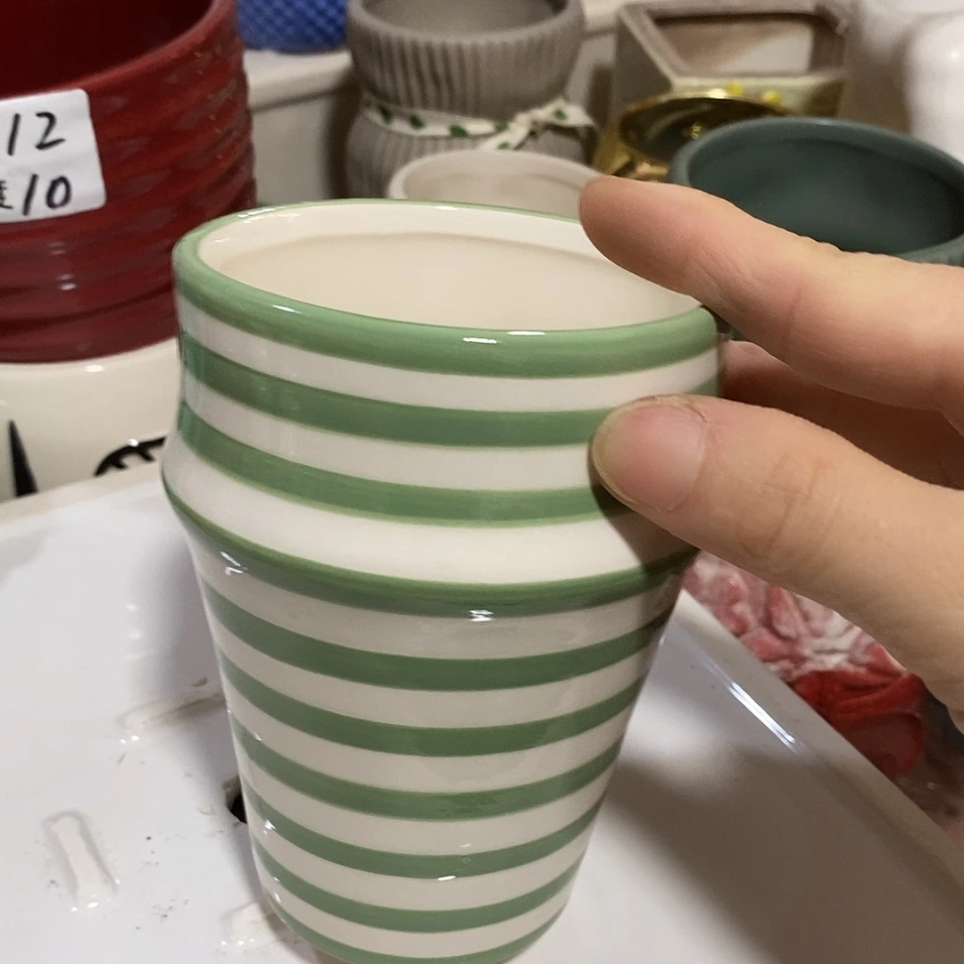 杯子陶陶盆有孔 瑕疵介意勿拍