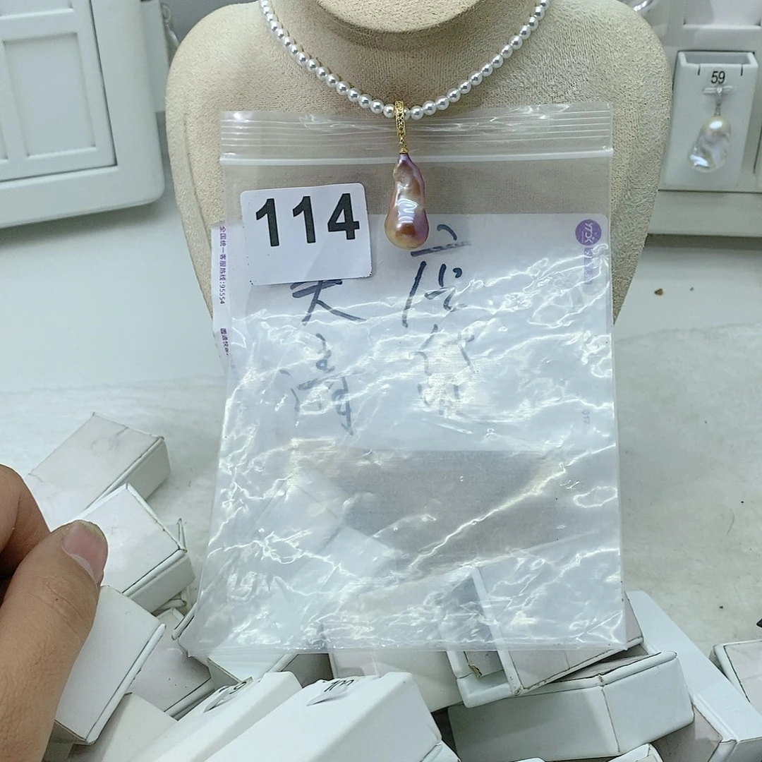淡水珍珠颈饰合金