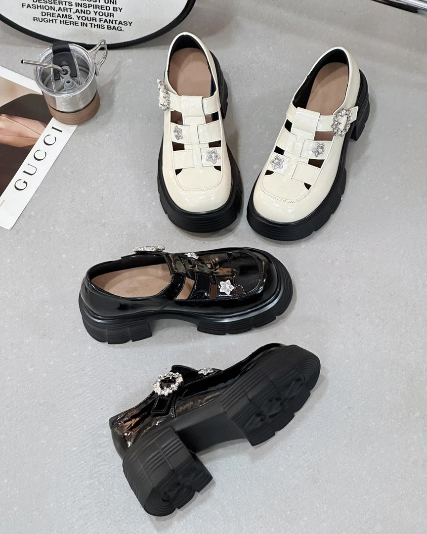 真皮圆头镂空罗马鞋厚底增高凉鞋女百搭舒适*58-5902