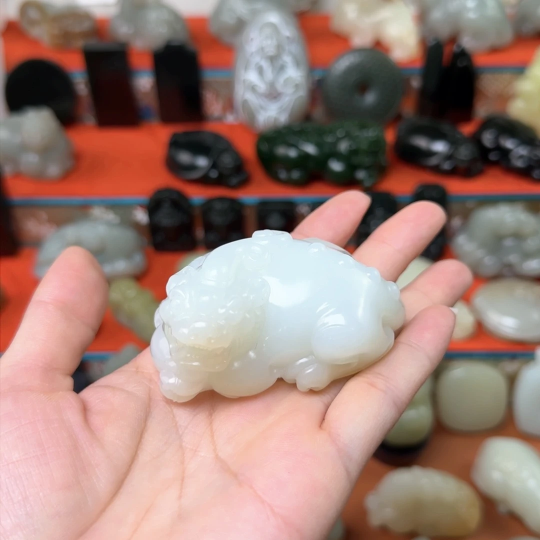 未镶嵌和田玉把件