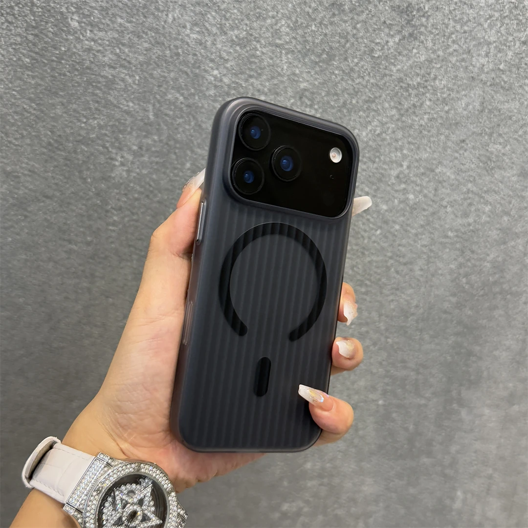 适用苹果17ProMax磁吸充电16pro高级全包防摔15超好看瓦楞手机壳