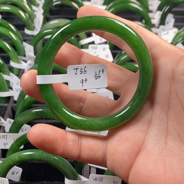 和田玉（碧玉）手镯未镶嵌56+