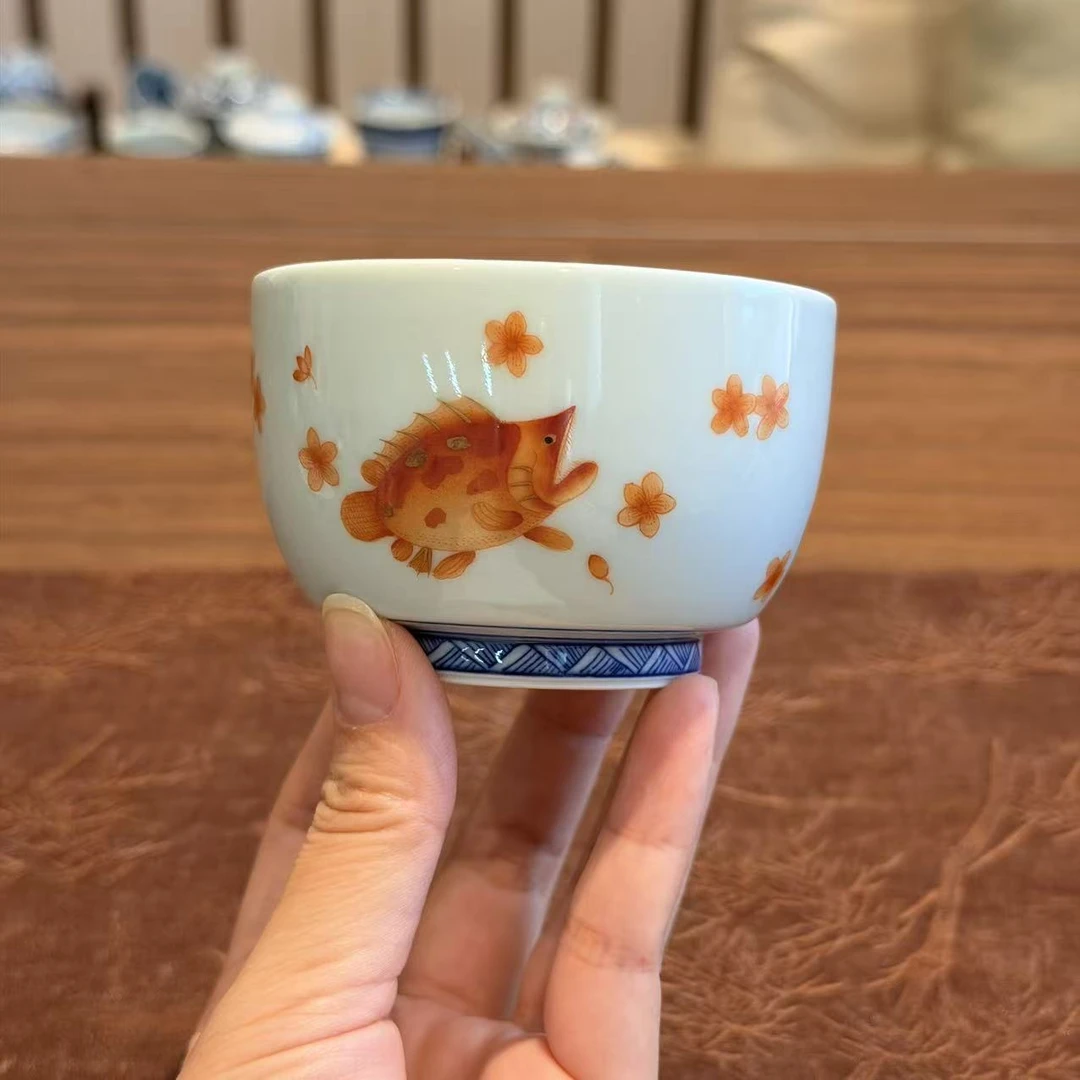 景德镇矾红鳜鱼罗汉杯