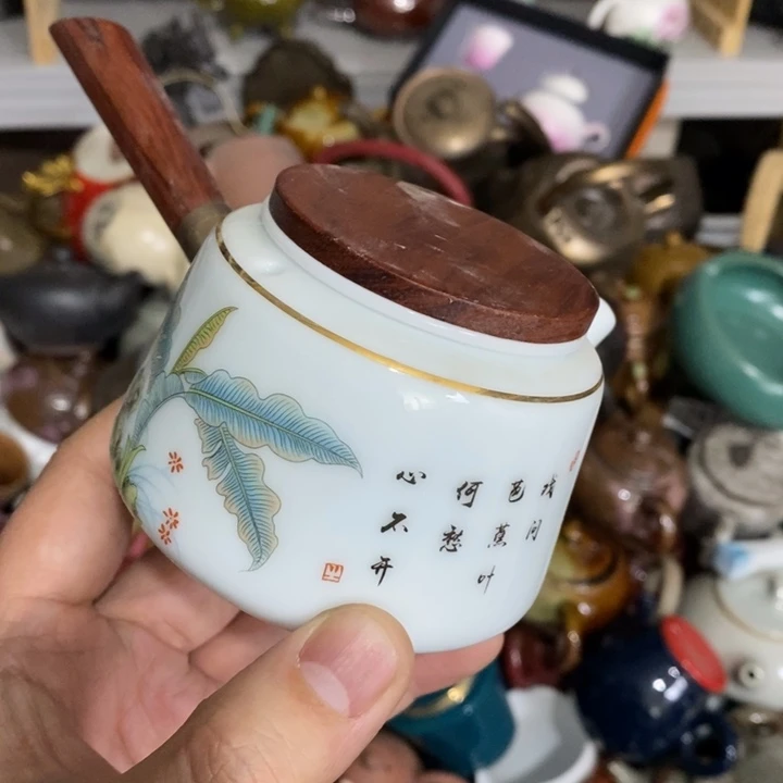 陶瓷艺术品及陶瓷制品