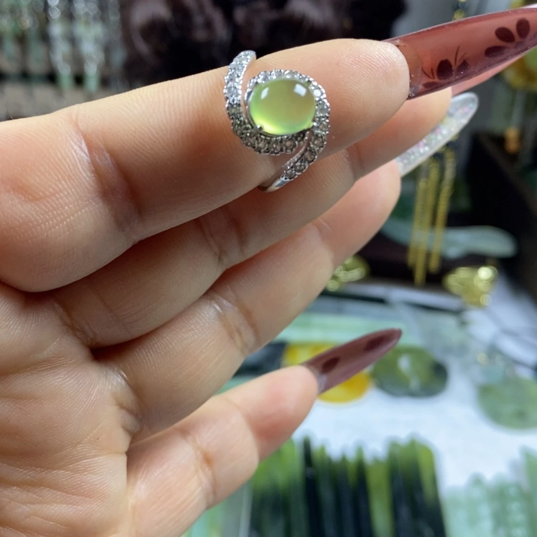 蛇纹石玉未镶嵌发饰