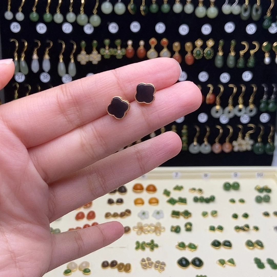 和田玉银S925镶嵌耳饰