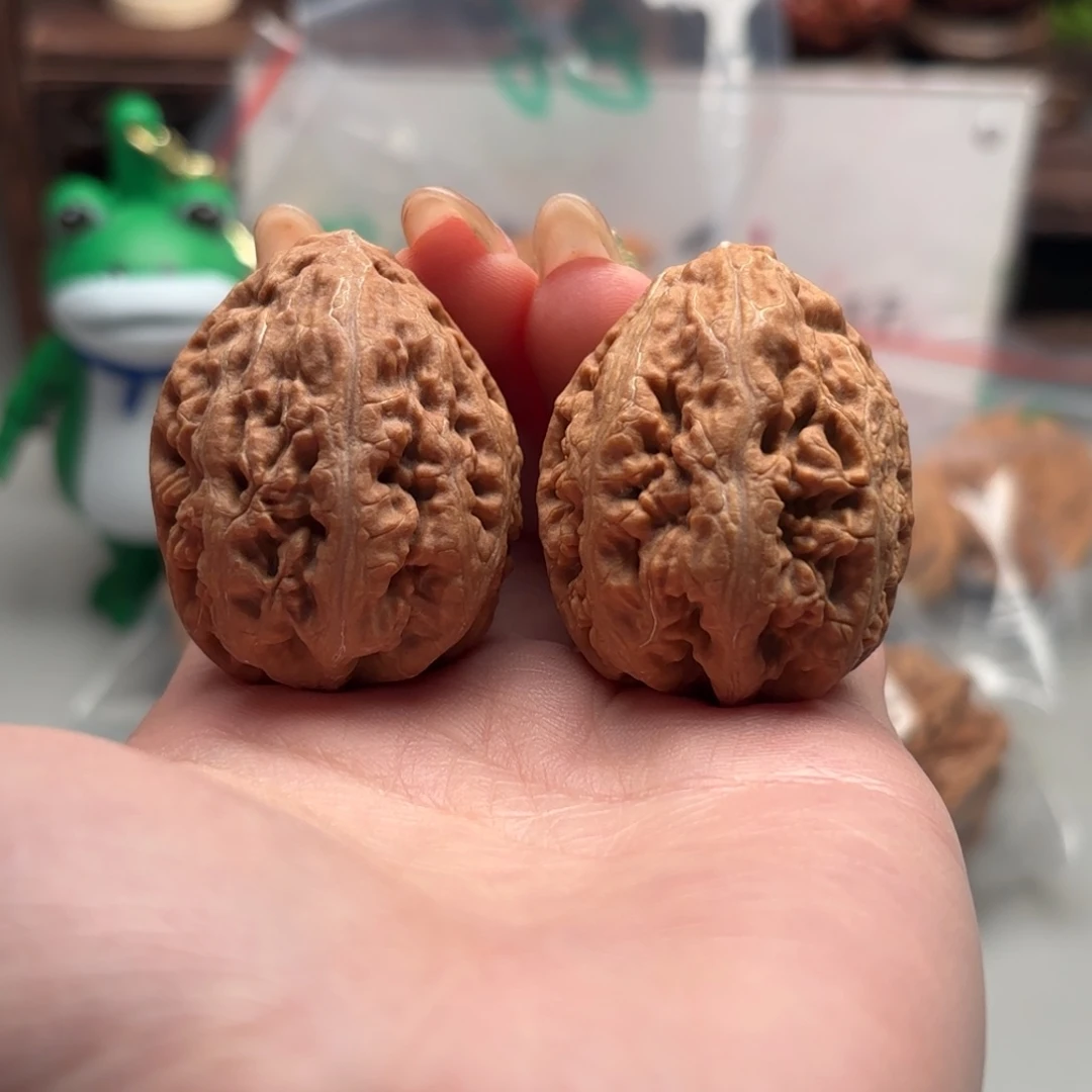 文玩核桃把件小楸千花皮106