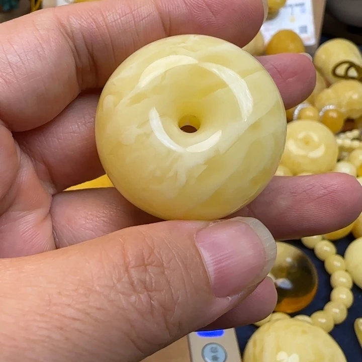 蜜蜡未镶嵌颈饰天然蜜蜡