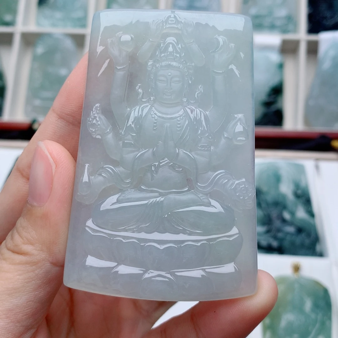 翡翠未镶嵌颈饰?**?千手