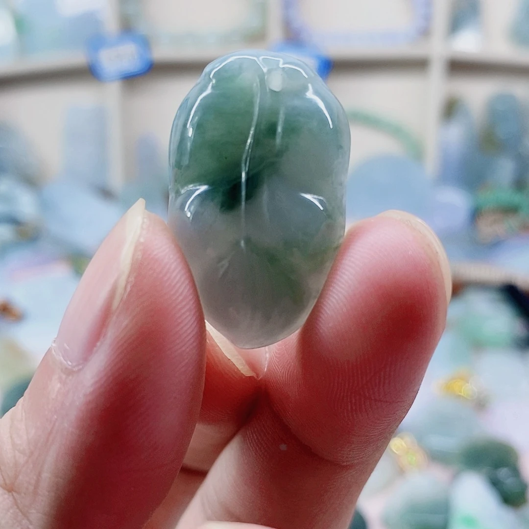 吊坠(不含链)未镶嵌翡翠天然