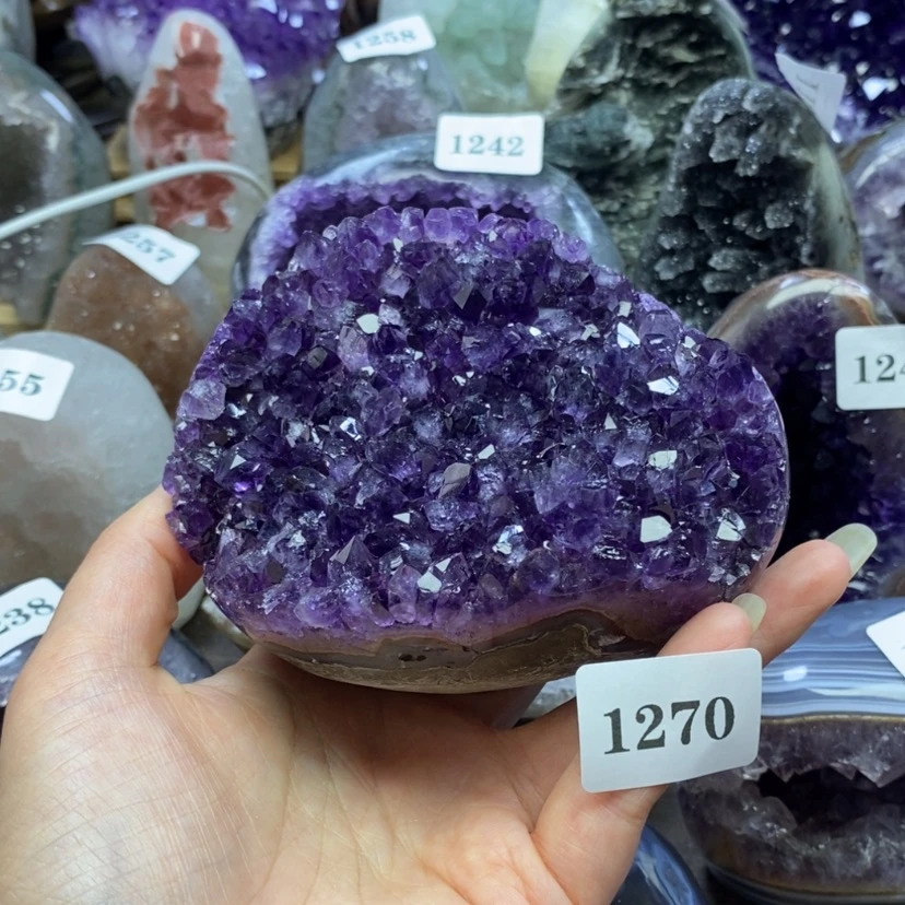 【闪购商品】未镶嵌大型摆件（非配饰）紫晶
