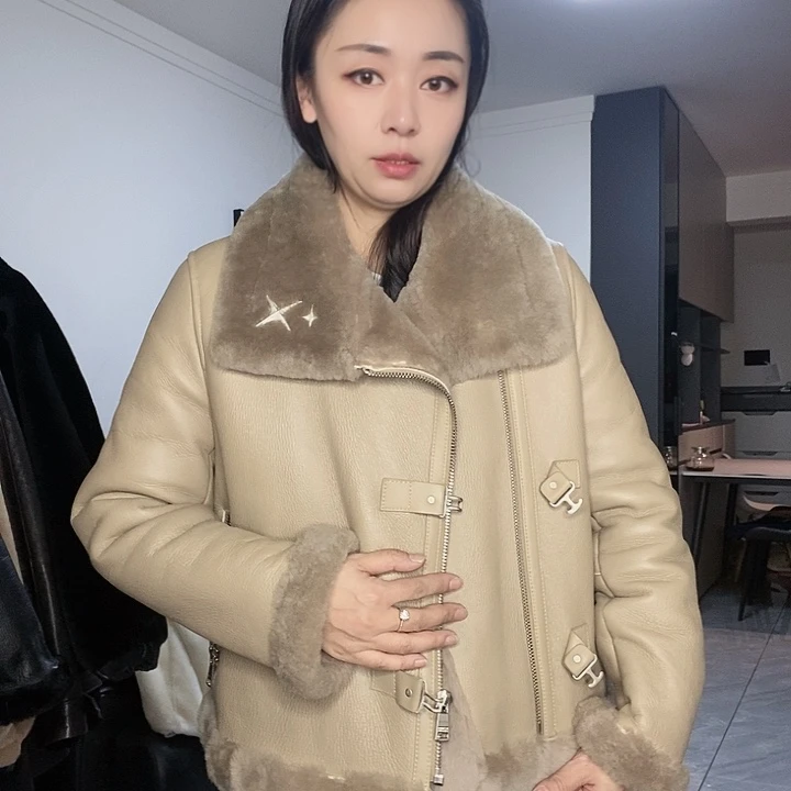 绵羊皮美丽奴皮毛一体L110，XL120斤拍下备注尺码