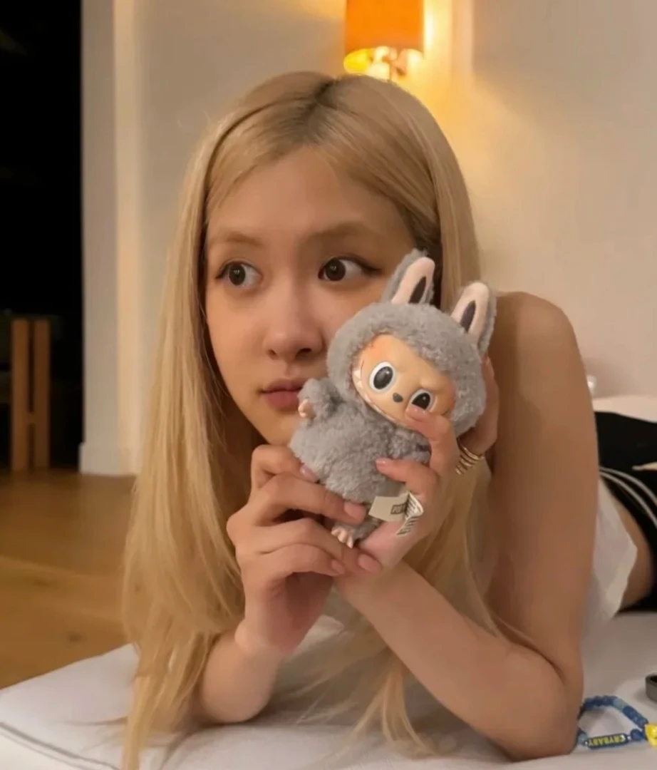 心动马卡龙搪胶脸盲盒  1.0可爱潮流挂件 不包官瑕