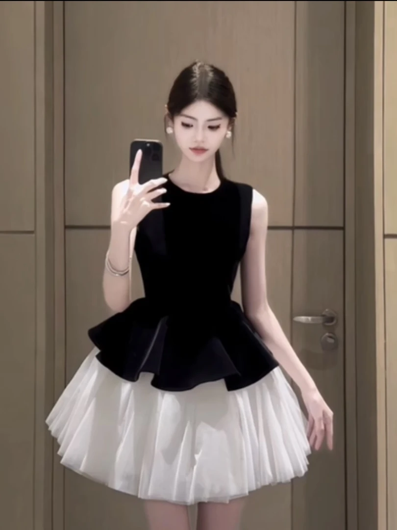 公主风丝绒拼接网纱无袖背心气质短款连衣裙蓬蓬裙显瘦裙女秋冬