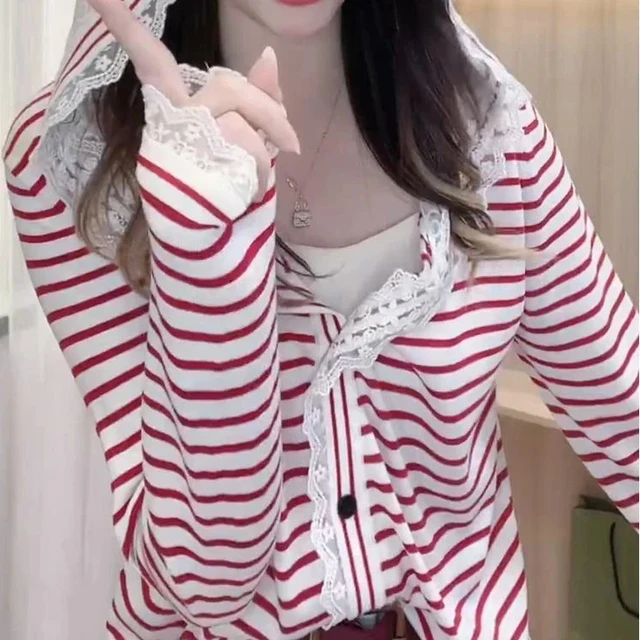 大码蕾丝拼接条纹连帽针织衫女2025秋季新款宽松显瘦内搭长袖上衣
