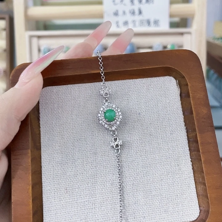 翡翠未镶嵌颈饰天然翡翠Ａ货