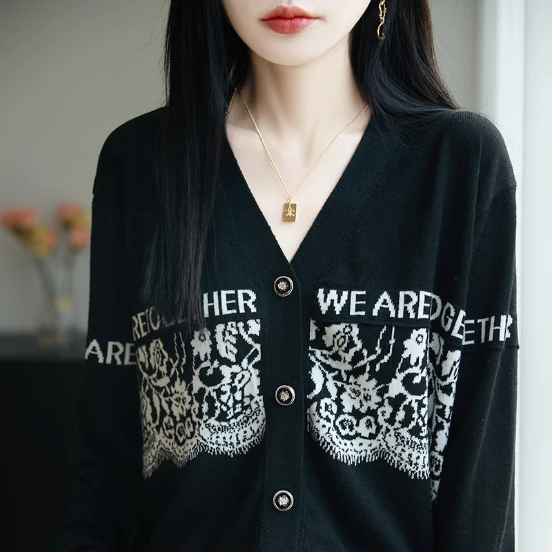 哥弟阿玛施正品V领开衫精纺提花针织衫上衣宽松百搭长袖女薄款