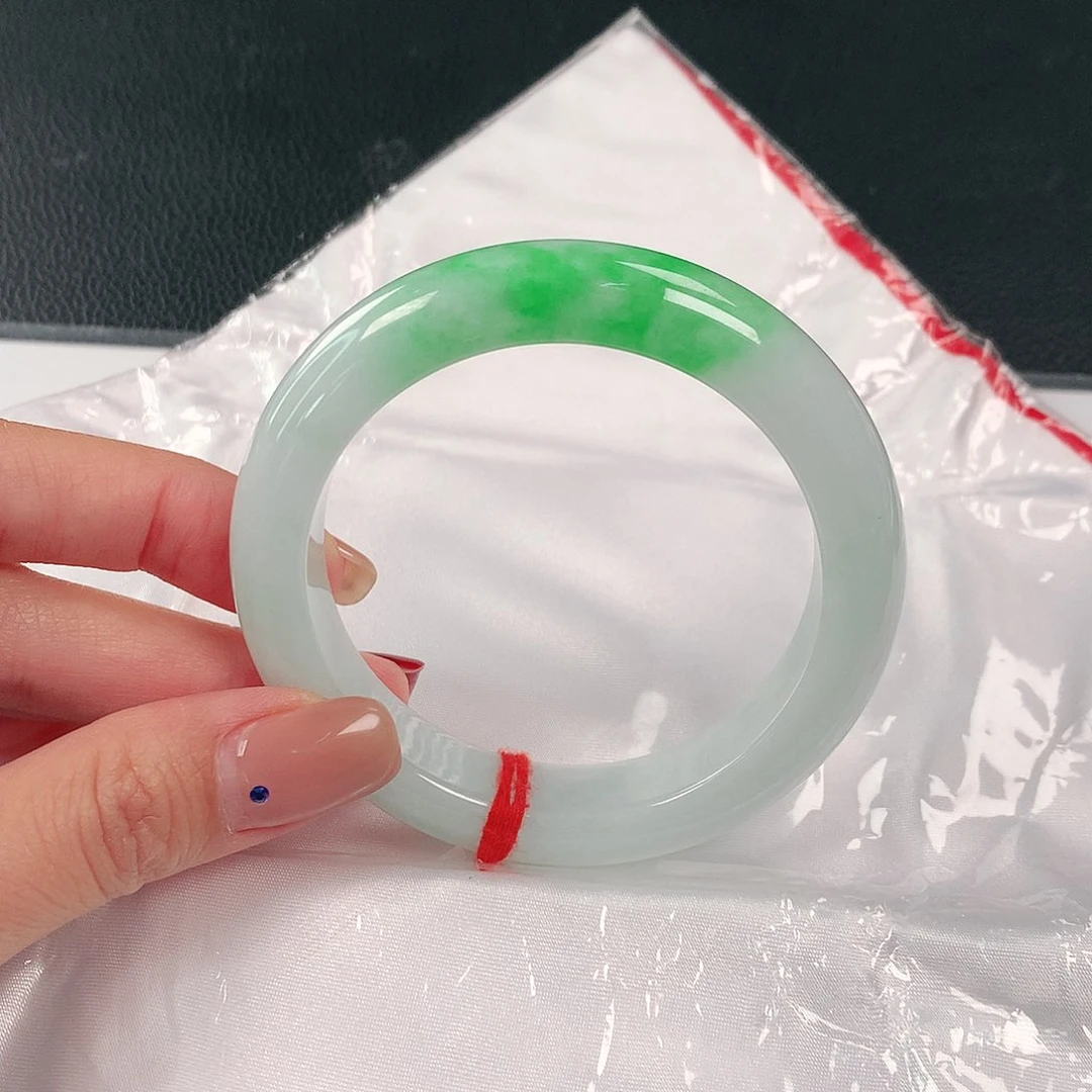 未镶嵌手镯翡翠061