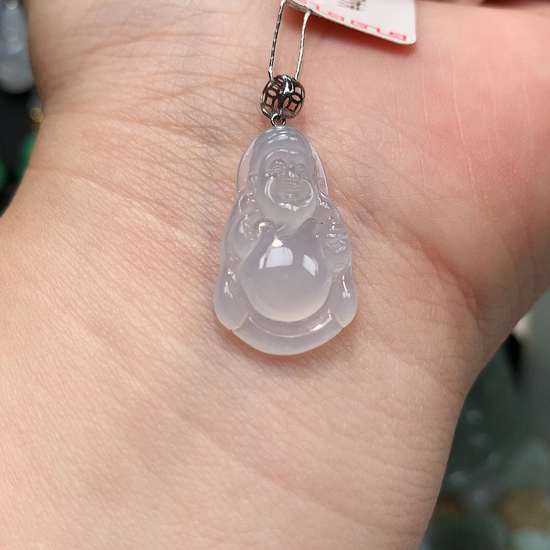 翡翠18K金镶嵌颈饰財爷