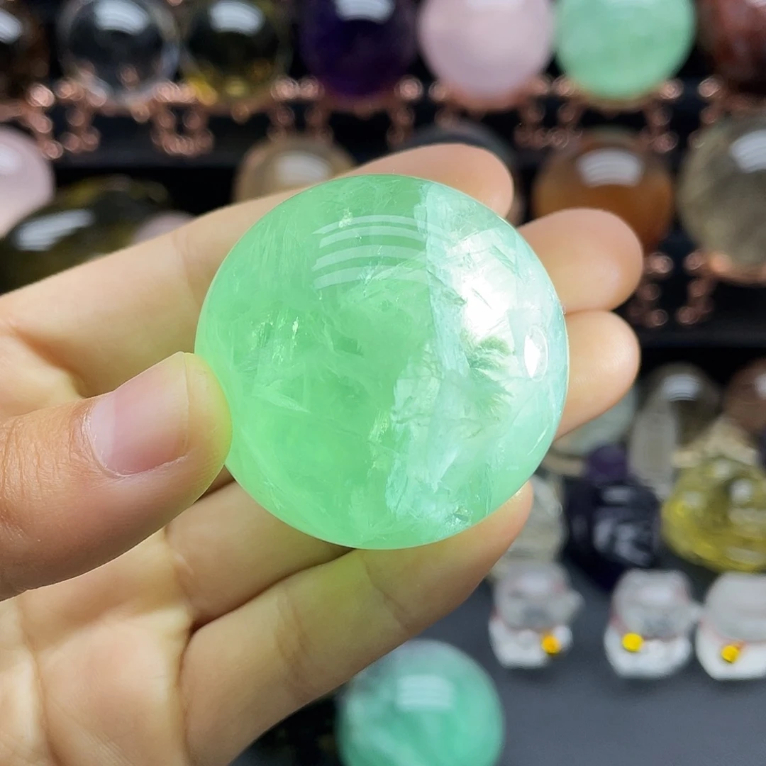 天然绿未镶嵌水晶