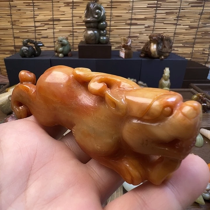 未镶嵌和田玉（糖玉）挂件