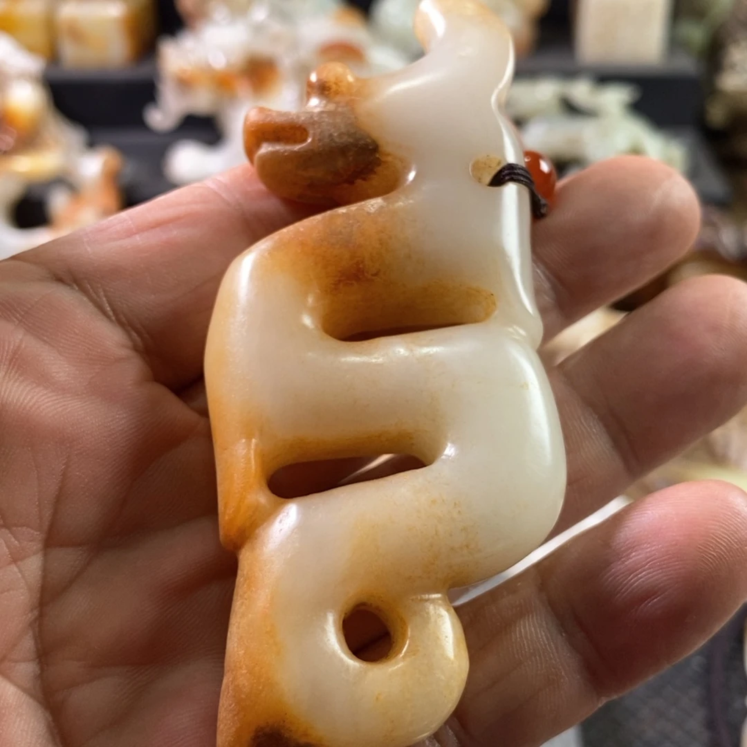 和田玉（糖玉）未镶嵌挂件