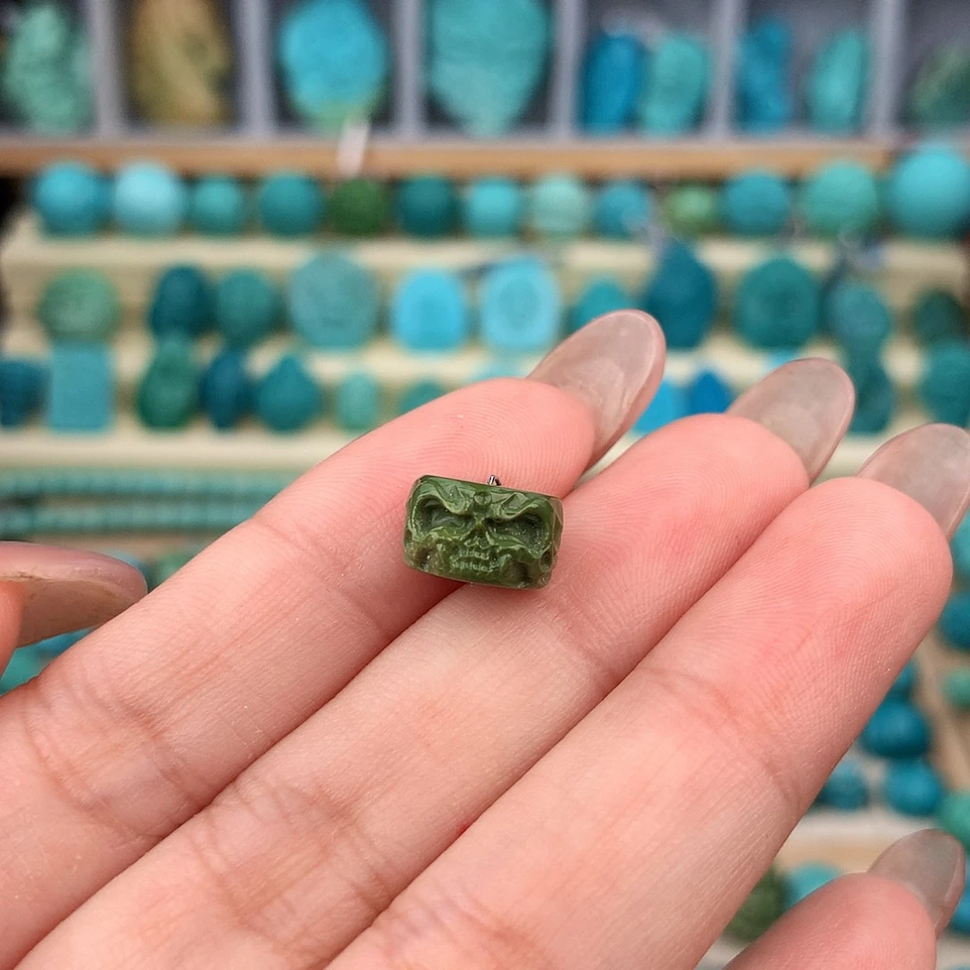 未镶嵌绿松石珠宝奇石