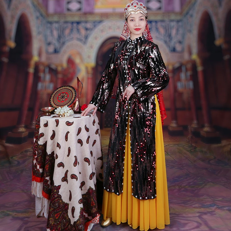 天山美翼新款新疆舞蹈服春季百搭时尚气质舞台服亮片珍珠长外套
