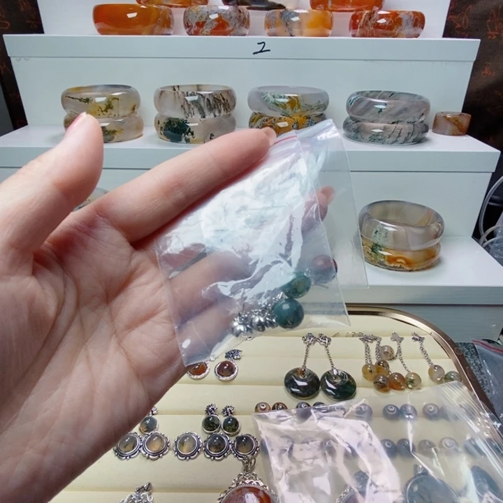 玛瑙/玉髓耳钉未镶嵌繁****头