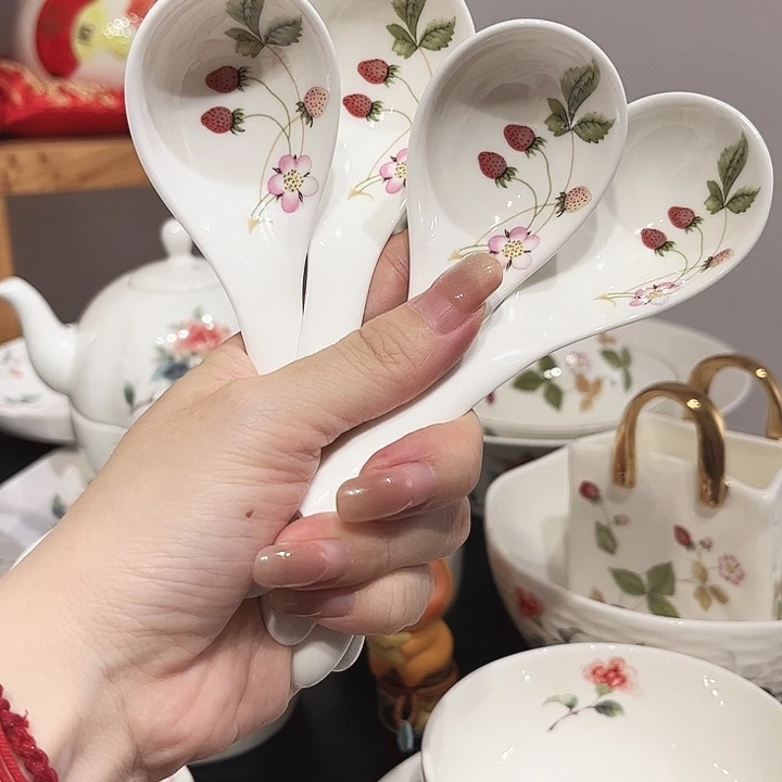 瓷片勺子骨瓷4个瓷片