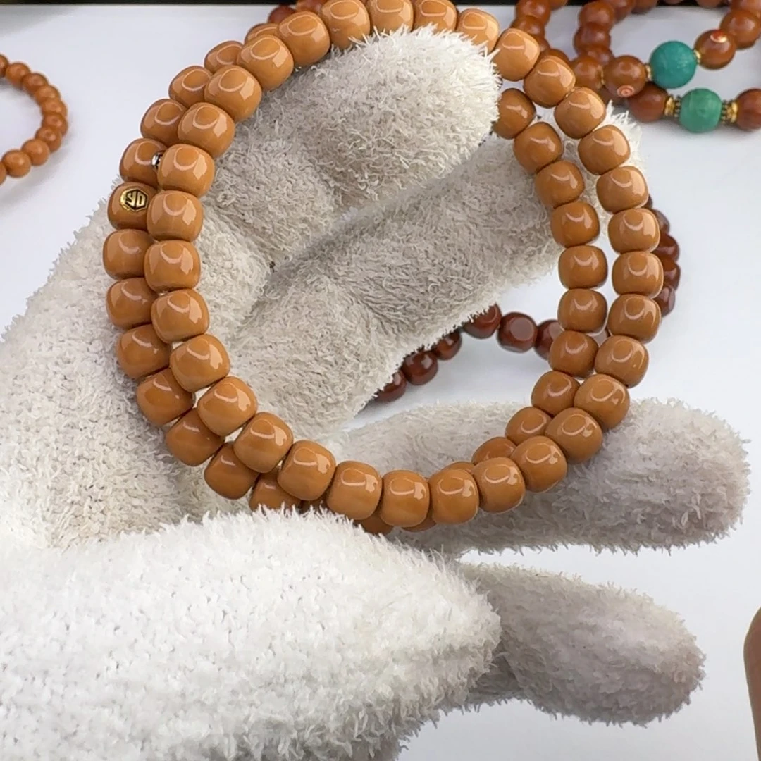 猴头核桃手串瑕疵