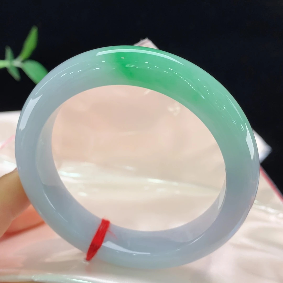 翡翠未镶嵌手镯0161