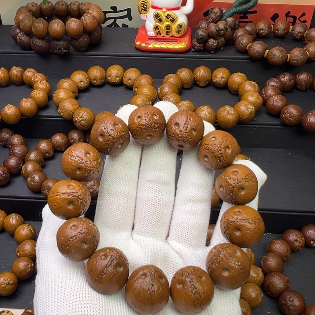 郝***强紫金鼠手串19原皮